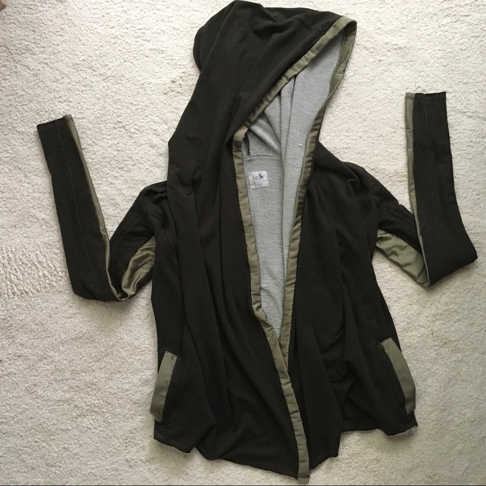 Nesh Jacket